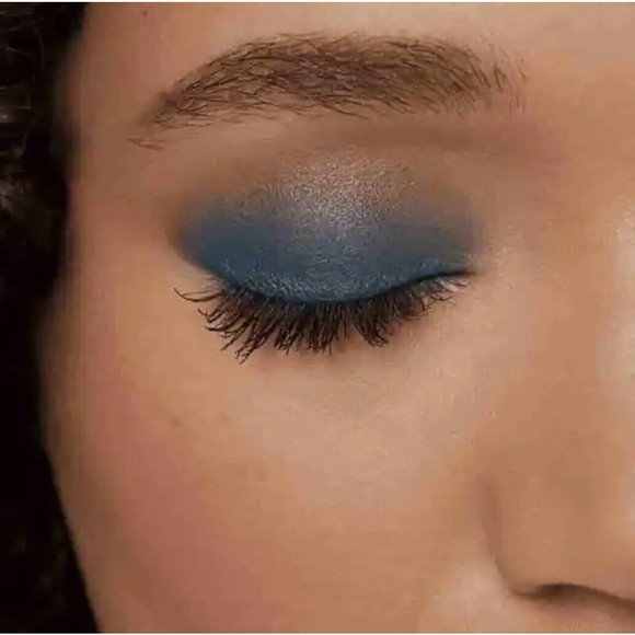 Laura Mercier Caviar Eye Shadow Stick 12hr Wear Azure Matte Blue FACTORY SEALED - Picture 6 of 16